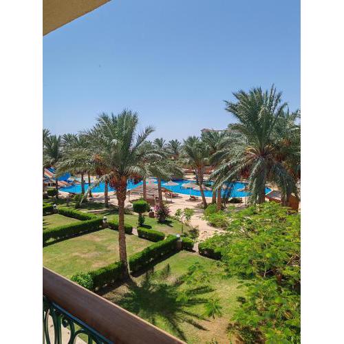Cozy Sunny Studio with Pool View - Sahl Hasheesh