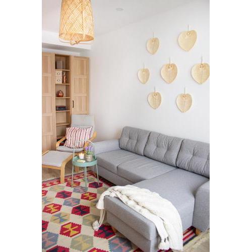COZZIE by RV Apartments