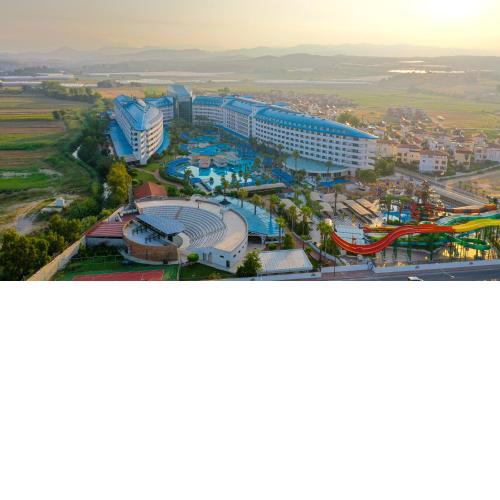 Crystal Admiral Resort Suites & Spa - Ultimate All Inclusive