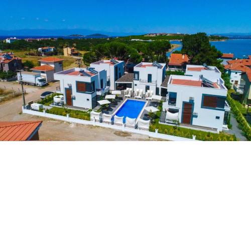 CUNDA ROTA GARDEN OTEL