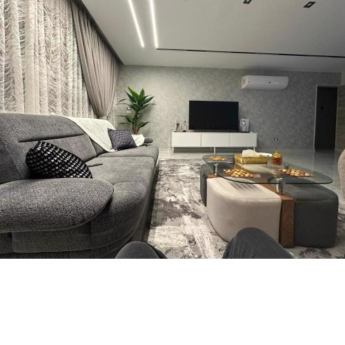 Cuzy Ultra Superlux apartment