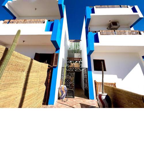 DAHAB WORLD (ASALA)