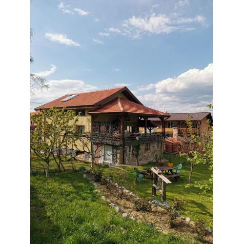 Danailovi Guest House