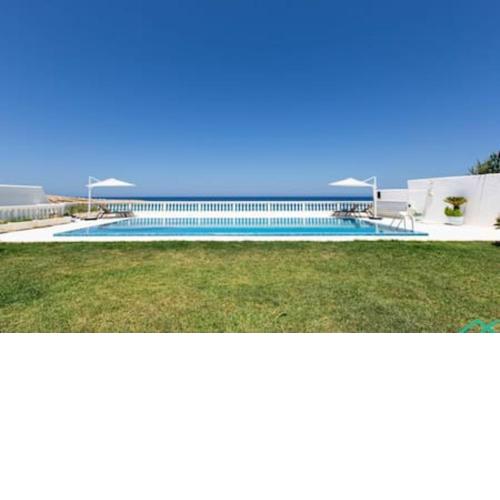 Dar Barsha: Beach front white sand and happiness