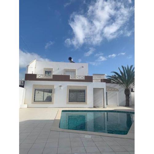 Dar Midoun Villa with pool in center city