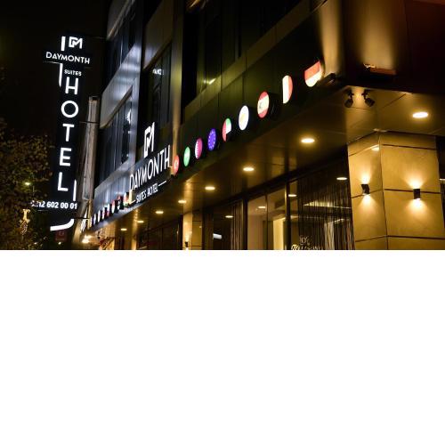DAYMONTH HOTEL