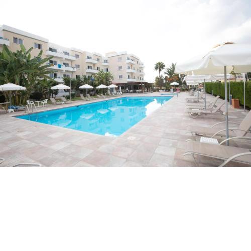 DebbieXenia Hotel Apartments