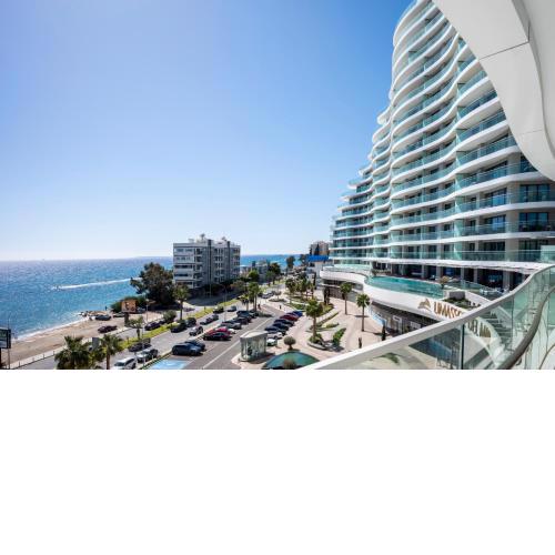Del Mar Beachfront 'C' 2 Bedroom Residence