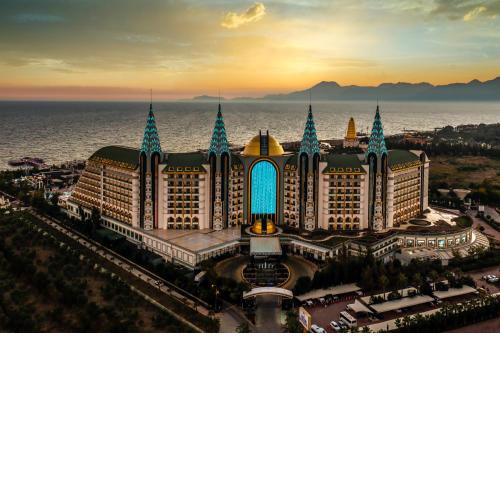 Delphin Imperial Lara