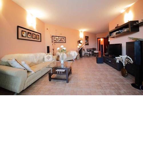 DeLuxe 2 Bedroom Apartment with Pool View MamaAfrica