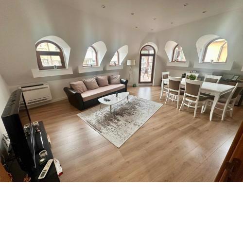 Deluxe apartment Burgas City Center