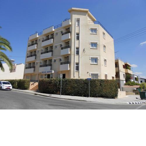 Denis Hotel