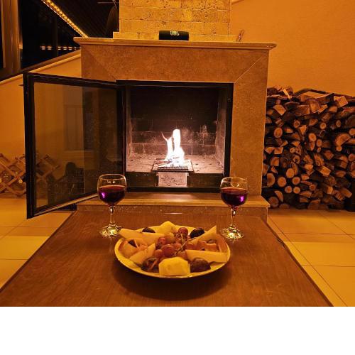 Denize Yakın Geniş Villa