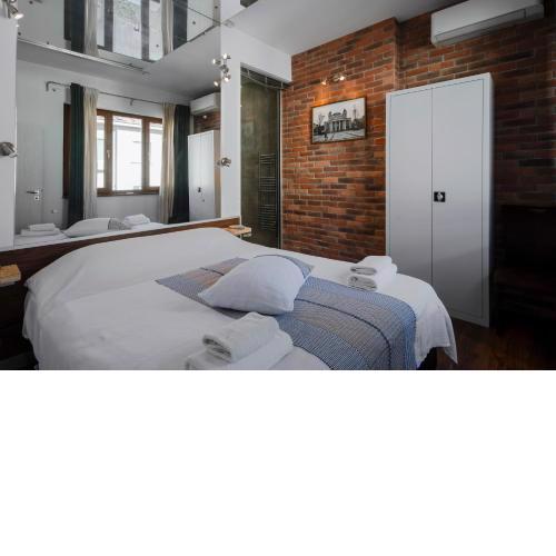 Designer 1BD Cinématique on Solunska