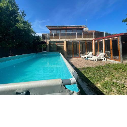 DeTY’s Guest House