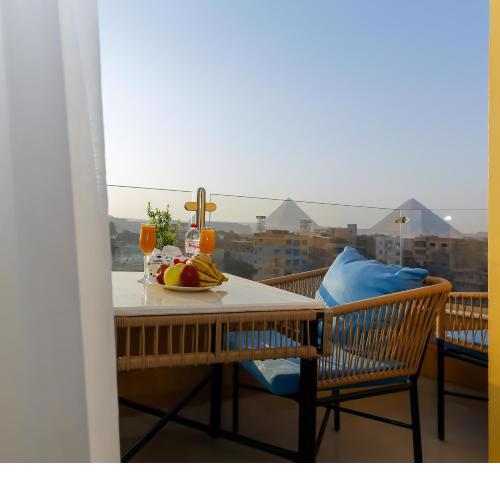 Diamond Pyramids View Inn