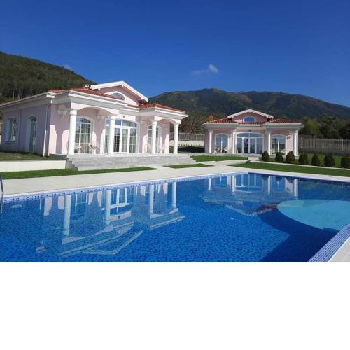 Diamond Villas