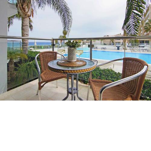 DIANA - Coralli Beachfront Apartment