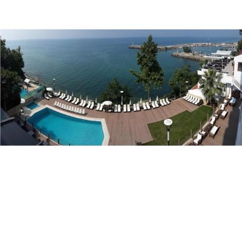 Diapolis Hotel