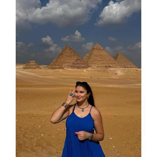 dictionry pyramids view inn