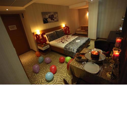 Dies Hotel