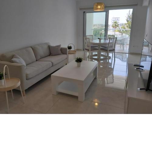 Dinglis Residences 31