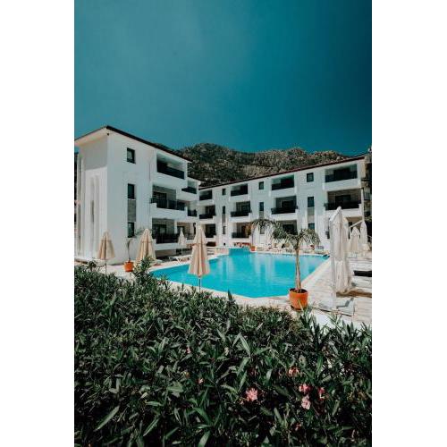 Diplomat Suites