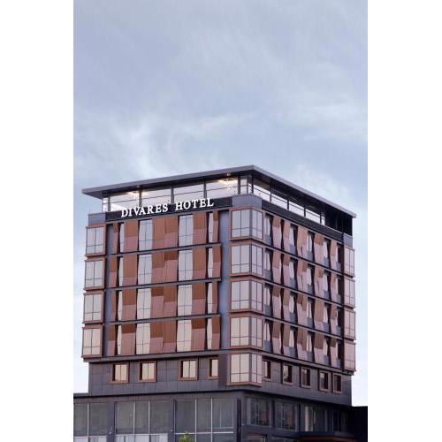 Divares Luxury Hotel