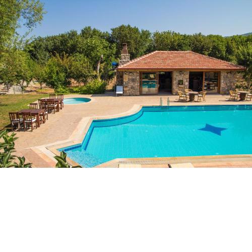 Doga Apartments