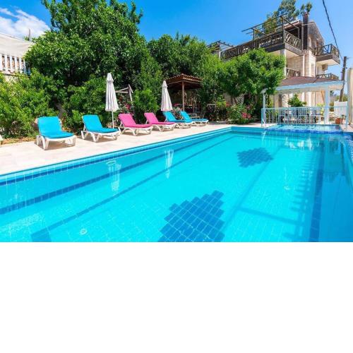 Doğa Manzaralı Kiralık Villa