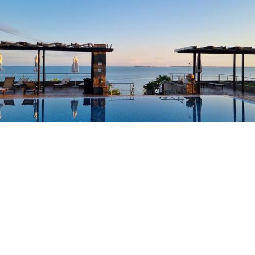 Dolce Vita II Waterfront Sunset Sea View Luxury Apartament