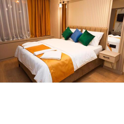 Dorefis Suites