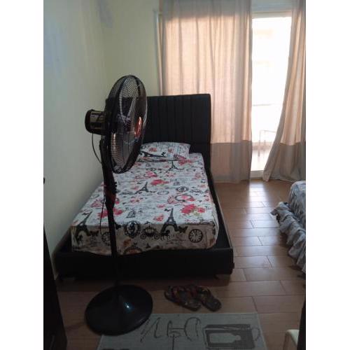 double room for rent chill with me