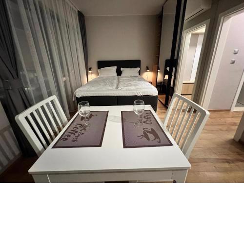 Double studio Petra B2-5