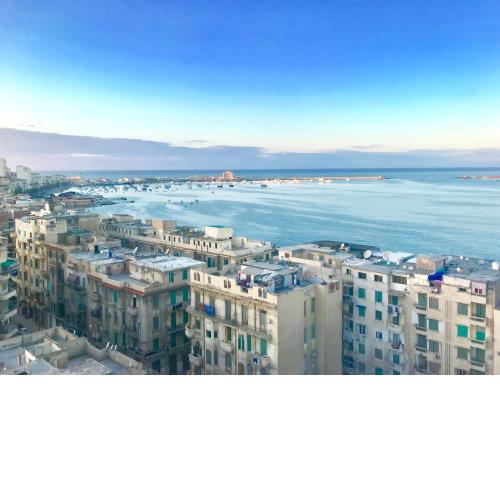 Downtown Sea View Suites