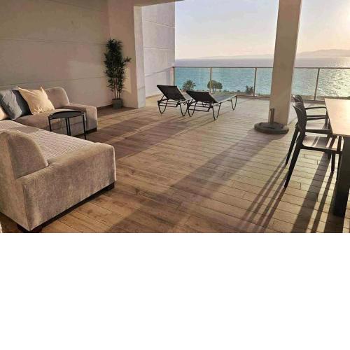 Dream Sea and Chios View Rooftop