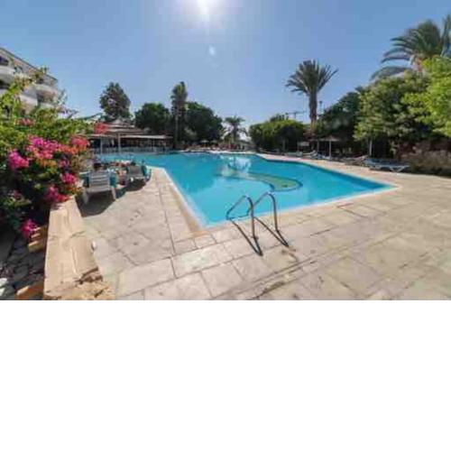 Dream Studio270m from the Beach
