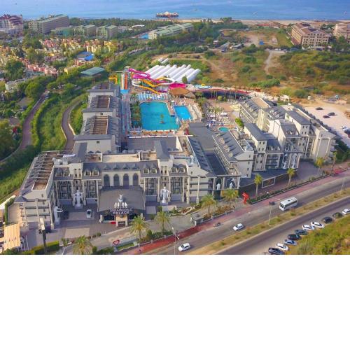 Dream World Palace