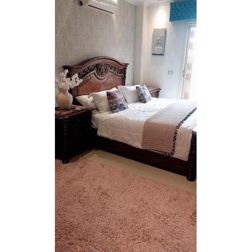 Dreamland Cosy 2 BR with garden and pool access