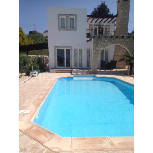 Drouseia Villa