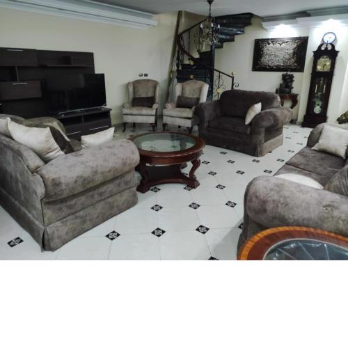 Duplex at the heart of Shikh Zayed close to everywhere