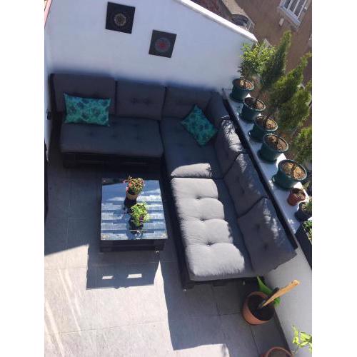 Duplex with terrace in center,5mn walk to Istiklal