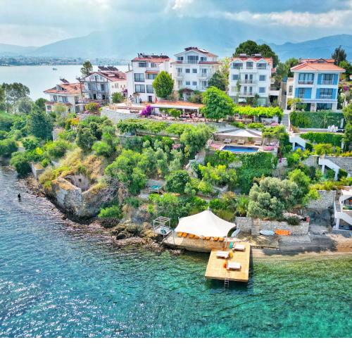 Ece Hotel Sovalye Island