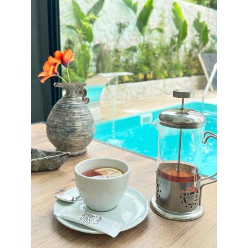 Echinus Lara Hotel