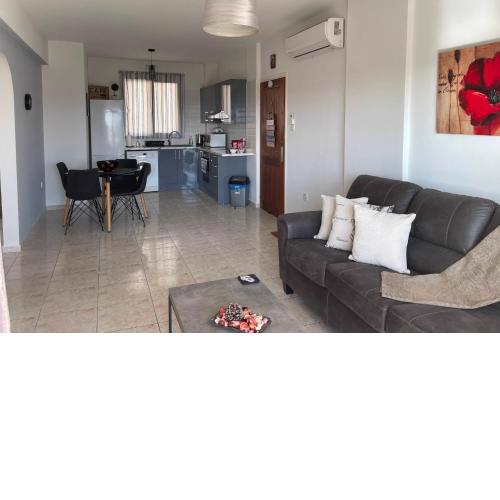 Eden Heights - Chlorakas Paphos - Sea View Luxury 2 Bed Apt By Yiota