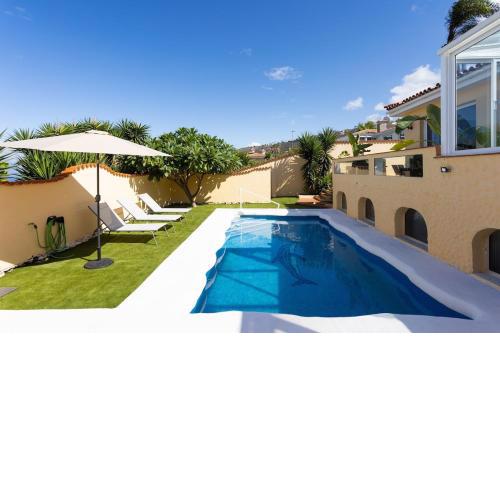 EDEN RENTALS Villa La Paz Ocean Views Heated Private Pool
