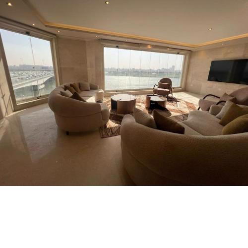 EG-CN-62 Three BR Nial View