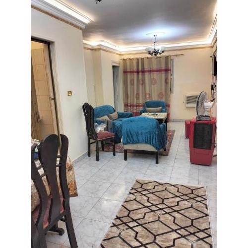 Egypt House makrm ebied