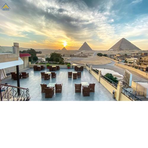 Egypt Pyramids Inn
