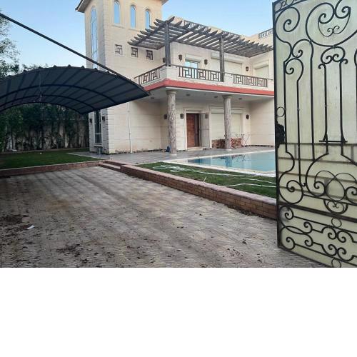 El dakroury king mariout villa